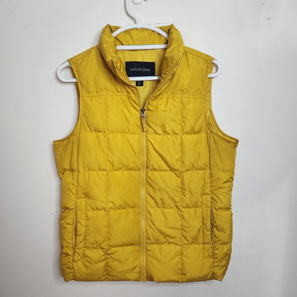 Lands End yellow puffer vest size Medium